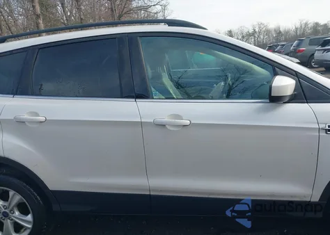 2015 Ford Escape Se z USA, uszkodzony, nr VIN 1FMCU0GX6FUA58079